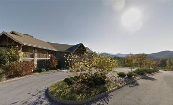 Viewpoint Condominiums