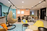 Sans Hotel Puri Indah Jakarta Các khách sạn ở Karang Tengah