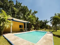 Villas El Paraíso, El Rollo Hotels in Tlaquiltenango