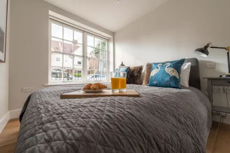 Hampden Apartments - the Diana Отели в г. Виндзор