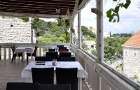 Guest House Matana Pomena Hotel a Pomena