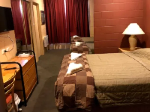 Cottonwood Lodge Hotels in Berridale