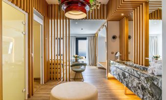 Cresanto Luxury Suites