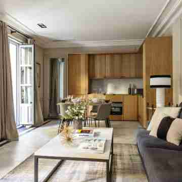 Ayala 63 - the Arc Collection Rooms