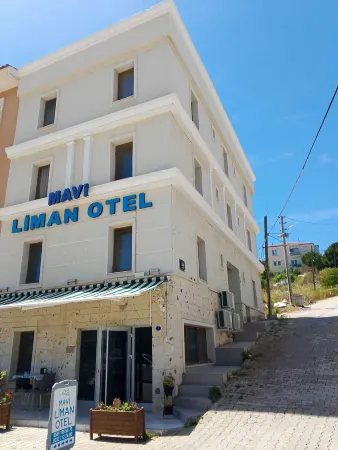Mavi Liman Otel Отели рядом с достопримечательностью «Çeşme altinkum»