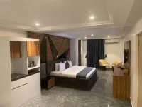The Platinum Bay Hotel Hotels in Ga East