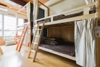 Backstage Party Hostel & Bar