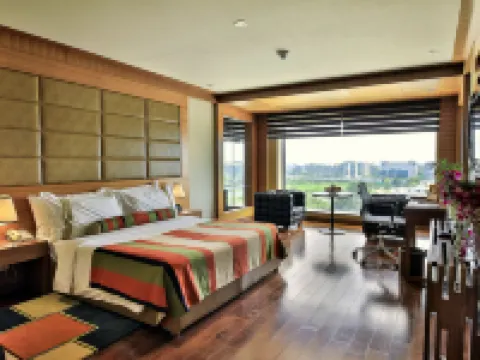 The Lalit Chandigarh Hotels in Panchkula