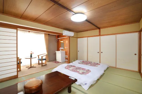 Raki Onsenryokan Hotels in Nakano