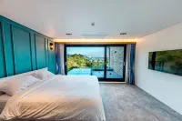 Ocean Brick Poolvilla