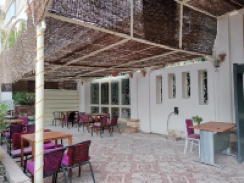 Golden Rose Hotel