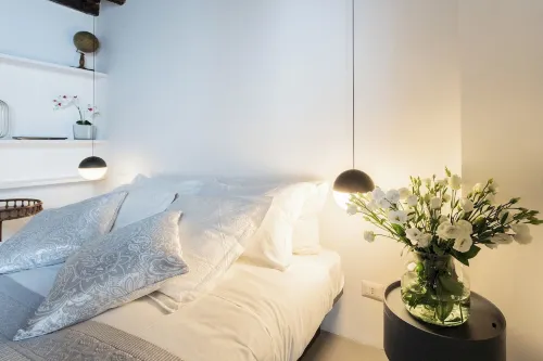 Shades of Como with Private Terrace by Rent All Como