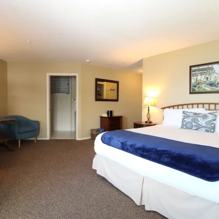 Back Bay Inn