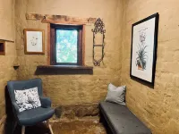 Sutton Spring Art Retreats