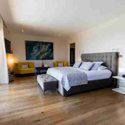 Swim Lodge Hotel Porto Vecchio Piscine privée ou Jacuzzi privé Others