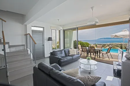 Latchi Holiday Villa EV21 Отели в г. Neokhorio