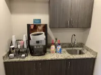 우드스프링 스위트 브로큰 애로우