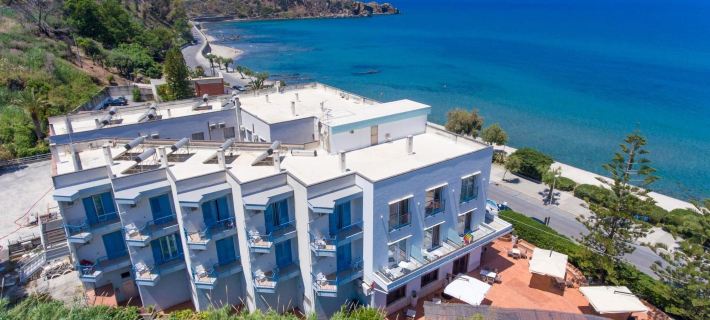 Hotel Tourist Hotels in Cefalu