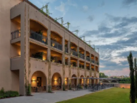 เทลล์ โซเวล ลู ชูวาลีเย โรงแรมในจังหวัดโอด