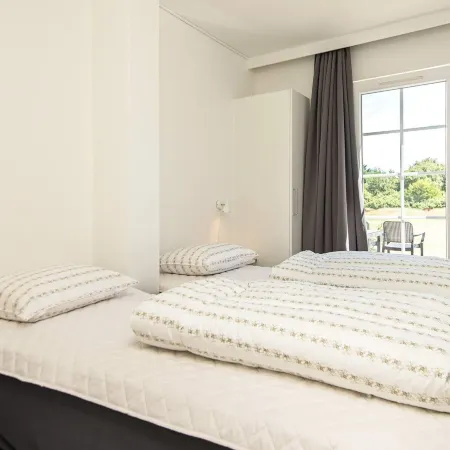Charming 4-Person Getaway Hotels in Ho
