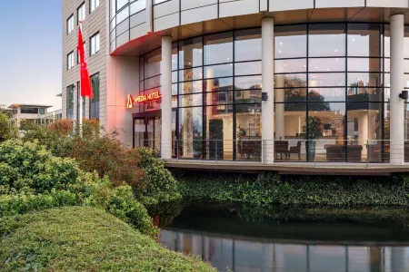 Amedia Amsterdam Airport, Trademark Collection by Wyndham Отели в г. Aalsmeer