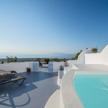 Sun Angelos Oia - Luxury Cave Suites Отели рядом с достопримечательностью «Пляж мыса Колумбо»