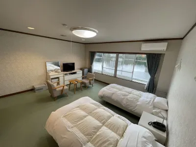 Marina Hotel Kaiku Hotels near 堅田漁業協同組合