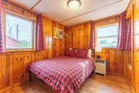 Vacation UniquEly cottage #1