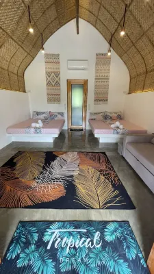Footprints Beach Resort