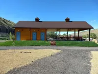 城堡門房車公園飯店