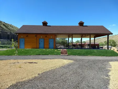 Castle Gate RV Park Отели в г. Карбон Каунти