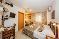 ヴィラ スパラディウム