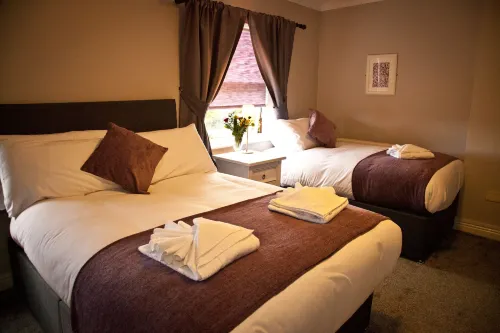 Rowton Poplars Hotel Hotels in Chester