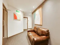 Snooze Hotel Hotels in Corby