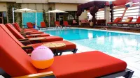 L'Auberge Baton Rouge - С бассейном