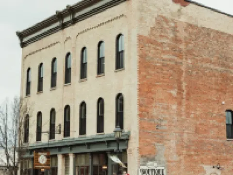 Muskegon River Inn Hotels in Newaygo County
