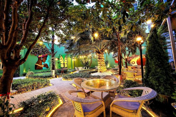 Walton Gardens Pera