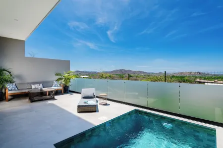 Ocean Villas - Luxury Ocean View Villas