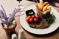 George Hotel - breakfast