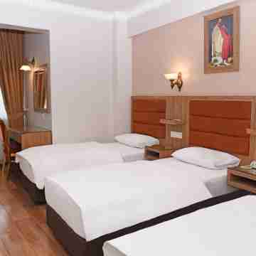 Hotel Grand Umit Rooms