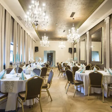 Hotel Grand Hedonist