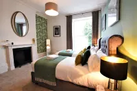 Frederick Place - Your Apartment - balcony