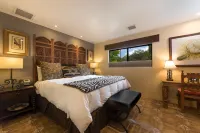 A Sunset Chateau - balcón