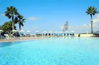 Cynthiana Beach Hotel