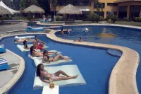 Hotel Terranova - Pools
