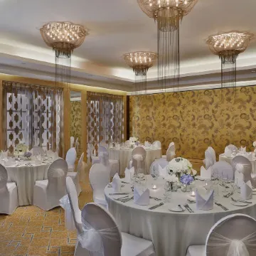 The Ritz-Carlton, Dubai