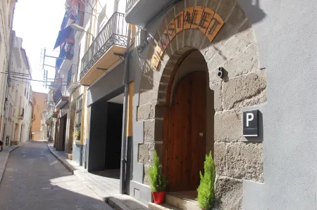 L'Hostalet d'Arenys de Mar Отели рядом с достопримечательностью «Plaça universitat»