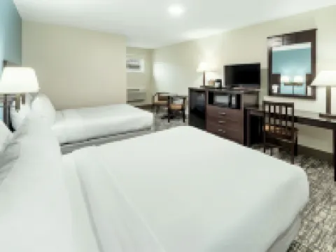 Top Notch Inn Hotels in Coos County