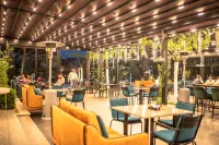Royal East Resort