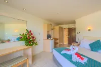 Muri Beach Club Hotel - balcony